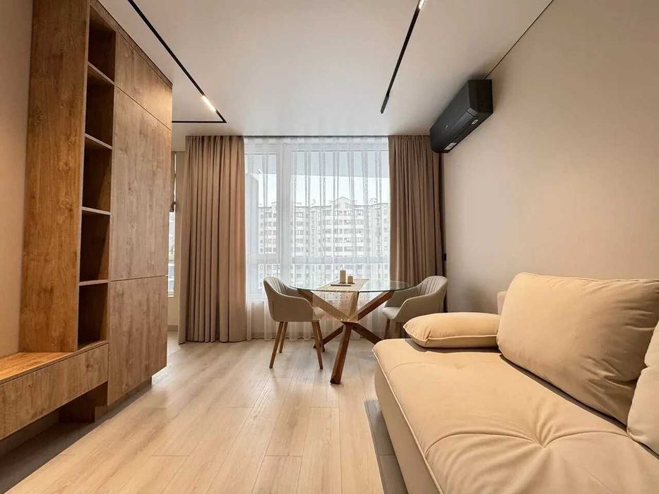 Однокімнатна в центрі з ремонтом