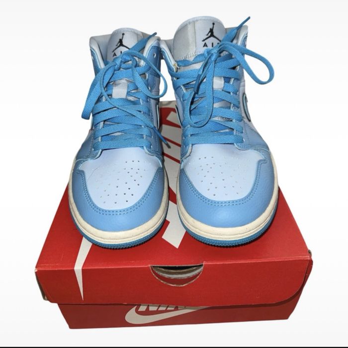 Ténis Air Jordan 1 Mid SE Ice Blue