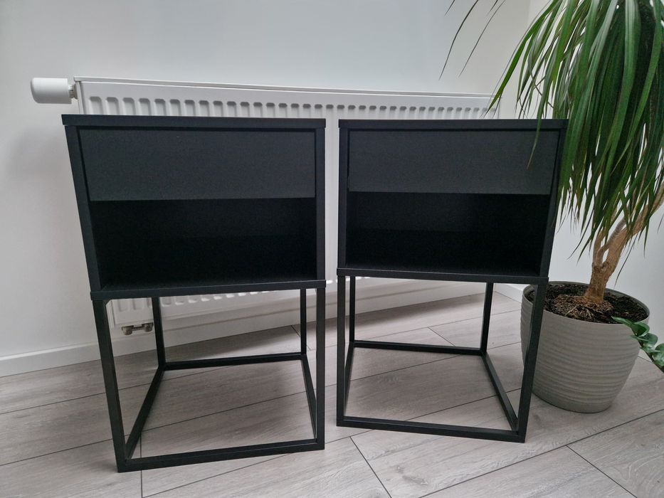 Dwie Szafki nocne czarne ikea