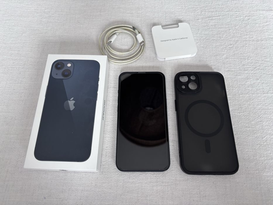 Iphone 13 128 GB 6,1 cala pelen zestaw