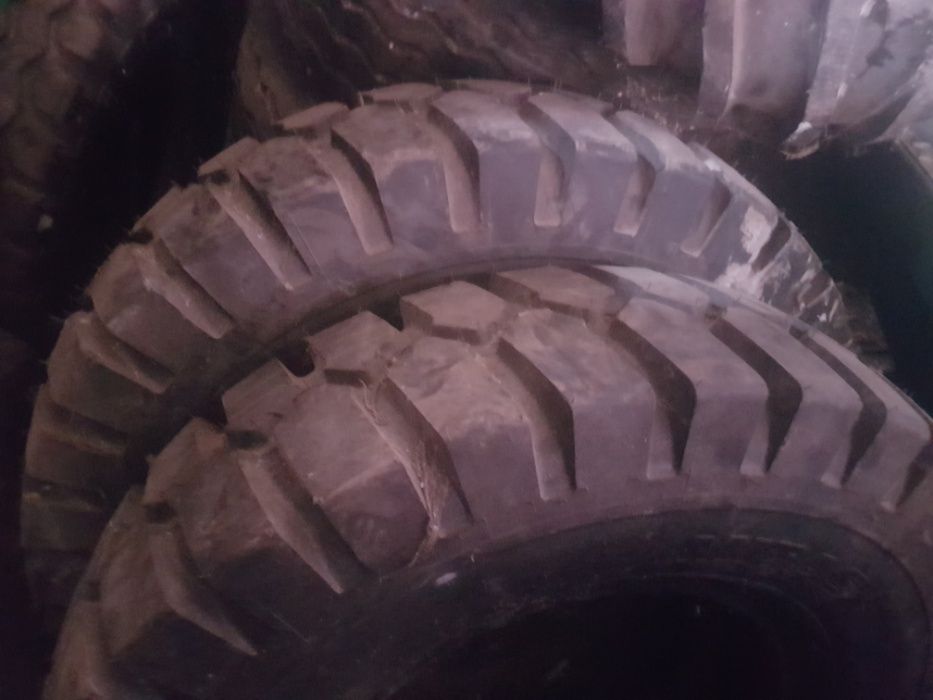 Opona mitas 10-20 budowlana