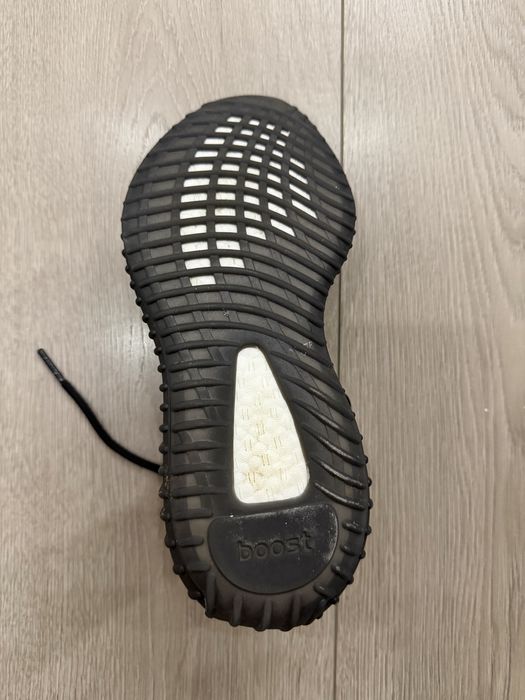 Yeezy Boost 350 V2 Black Red Originais