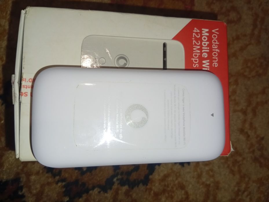 Кишеньковий Wi-Fi роутер Vodafone R209z Pocket WiFi 
Під
