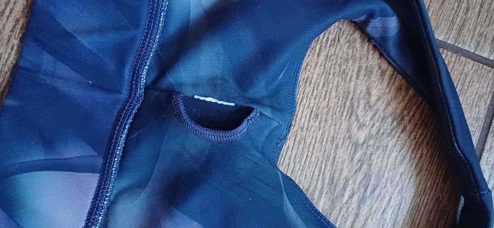 Niebieski# granatowy biustonosz sportowy 4F r. M