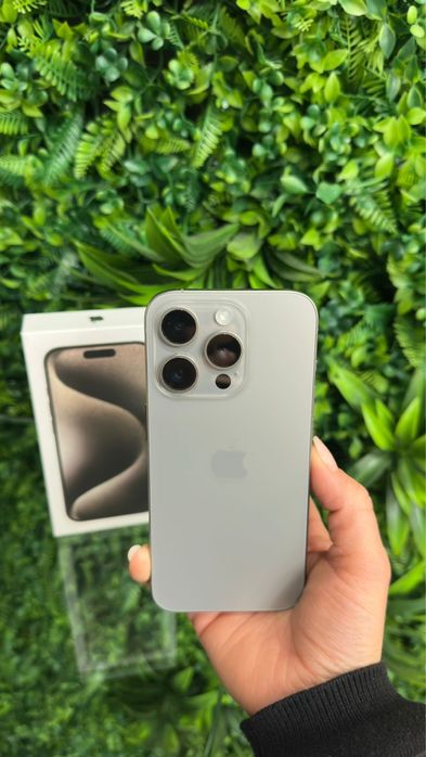 iPohone 15 Pro 256gb Natural Titanium