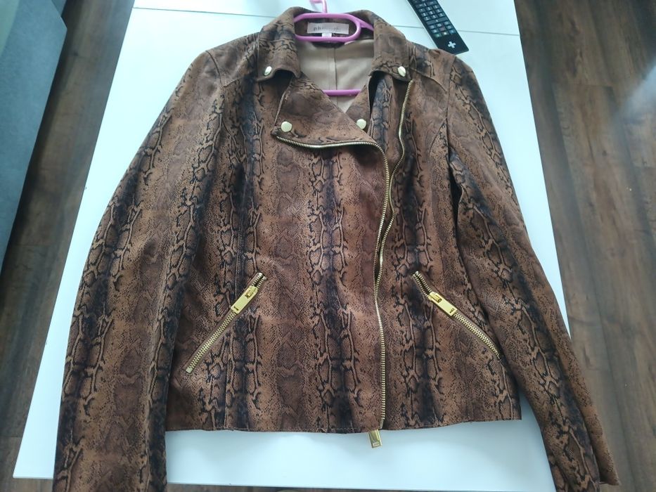 Sprzedam ramoneska zamszowa damska