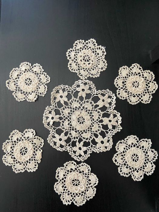 Serwetki ręcznie robione na szydełku 3d