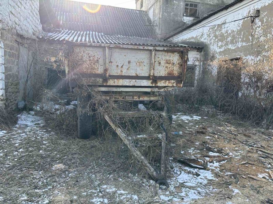 Причеп вантажний