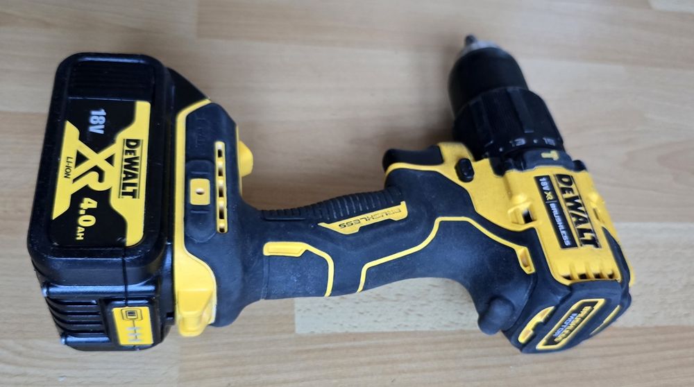 DEWALT DCD709 Wkrętarko-Wiertarka 18V Aku4.0Ah UDAR Brushless Pr.NOWA
