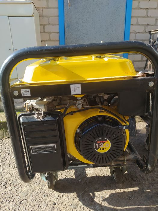 Продам генератор