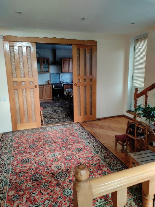 Продам дом со своим берегом! Река Днепр, лиственный лес, Газ, 195 м.кв