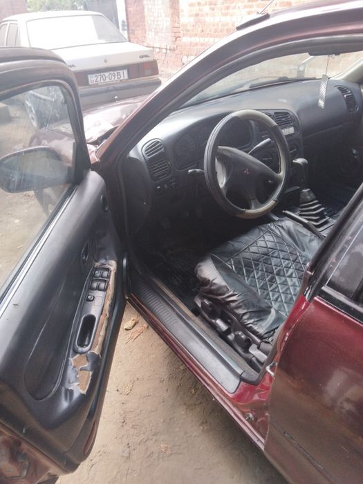 Продам міцубісі галант 7 негнила на повному ходу