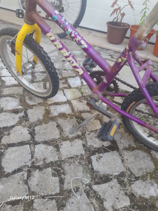Bicicleta para criança usada