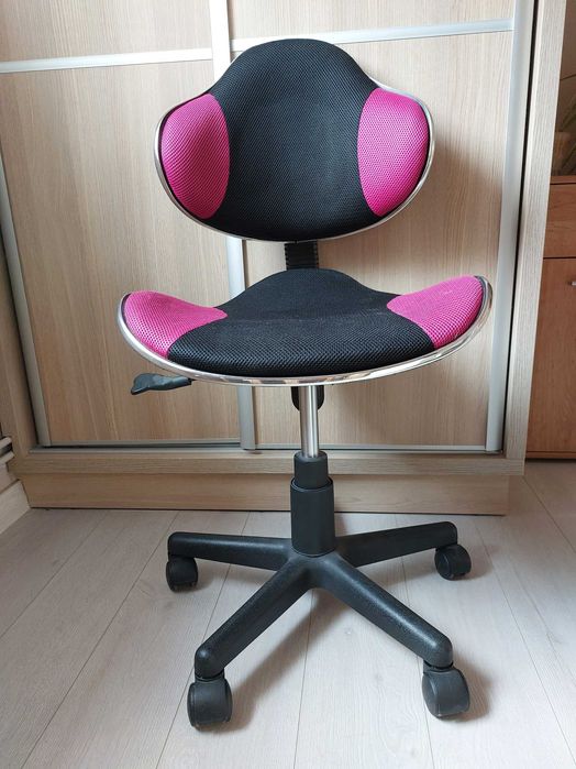 Fotel obrotowy młodzieżowy różowo-czarny