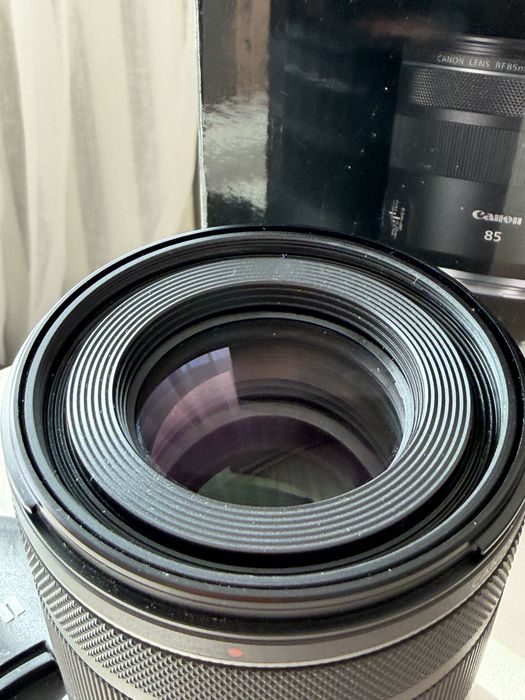 Obiektyw canon rf 85 mm