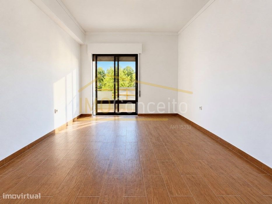Apartamento T3 remodelado em Torres Novas