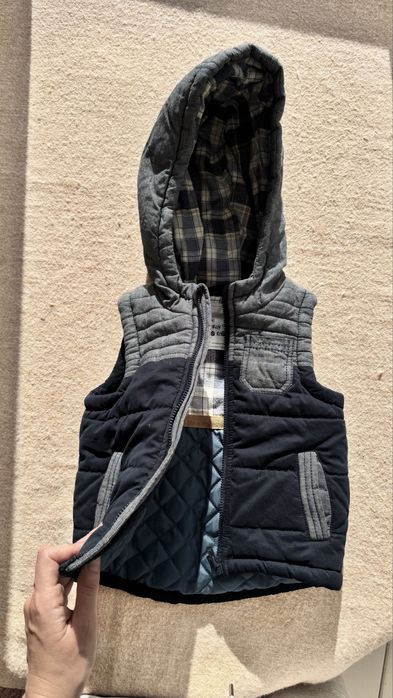 Жилет теплий для хлопчика 6-9 місяців