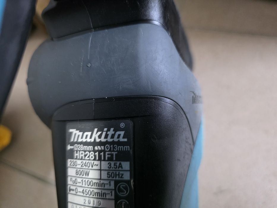 Młotowiertarka MAKITA HR2811FT stan bardzo dobry sds plus