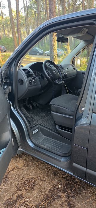 Volkswagen  Transporter  VW Caravelle T5   2.5 TDI