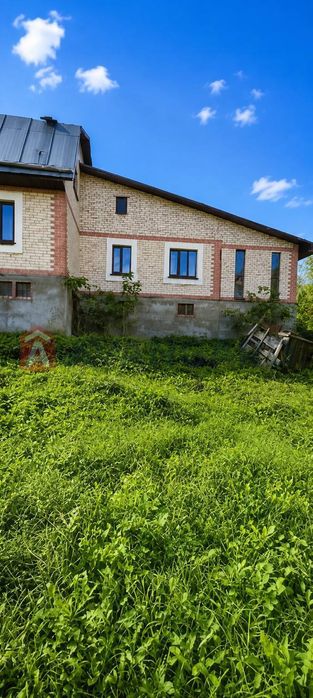 Будинок біля Красилова | Яворівці | Велике господарство + бізнес. Житлова 100