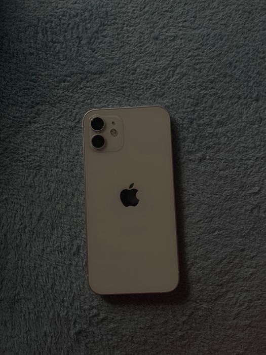 Iphone 12 64 gb com poucas marcas de uso