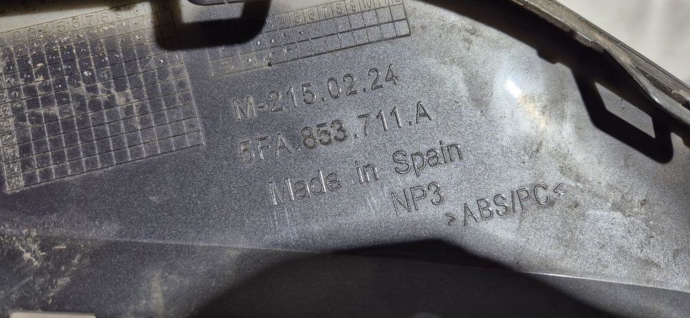 Listwa dokładka zderzaka lewy przód seat Leon 4 IV cupra 5FA