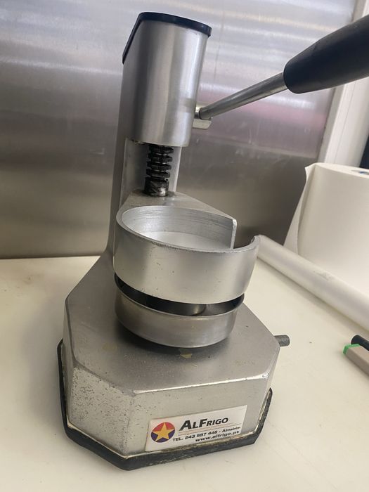 Serra de fita de cortar peixe ou carne e Hamburgueira