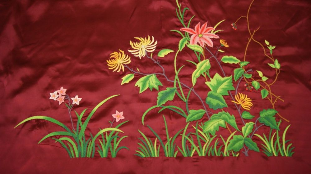 Narzuty chińskie z niepowtarzalnym HAFTEM RĘCZNYM na łóżko