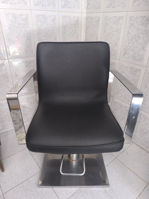 Cadeira de Cabeleireiro (para desocupar)