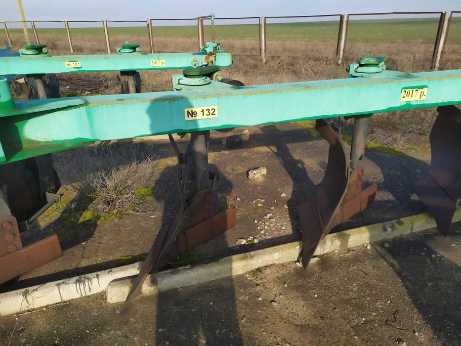 Плуг навісний ПЛН6-35к