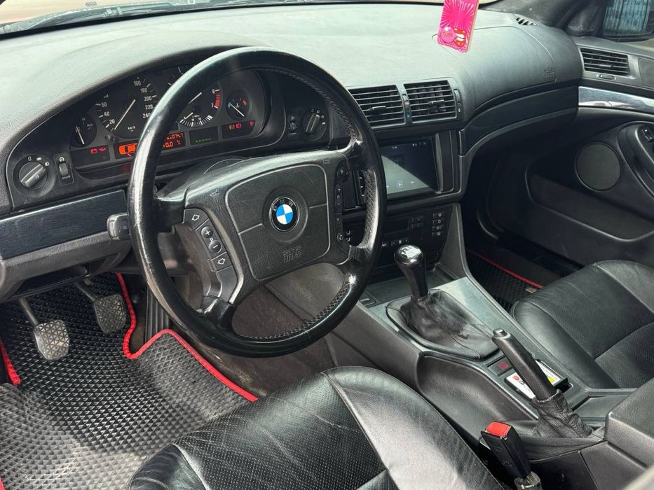 Bmw 5 series E39 2.5