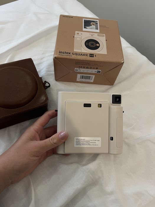 Фотоапарат instax square