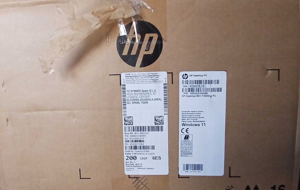 Desktop HP NOVO com teclado e rato incluídos