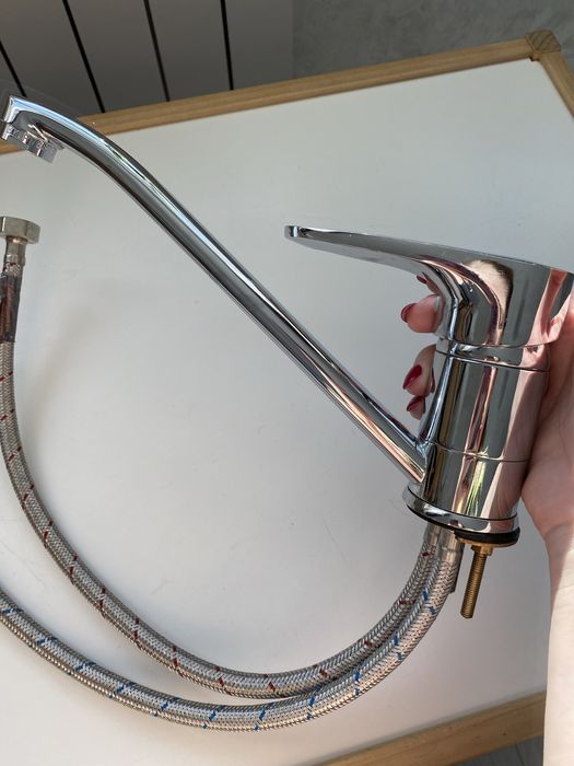 Сантехніка, кран для ванної, кран для мийки, смеситель для умывальника