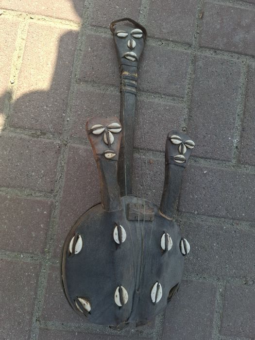 Ukulele, gitara afrykańska