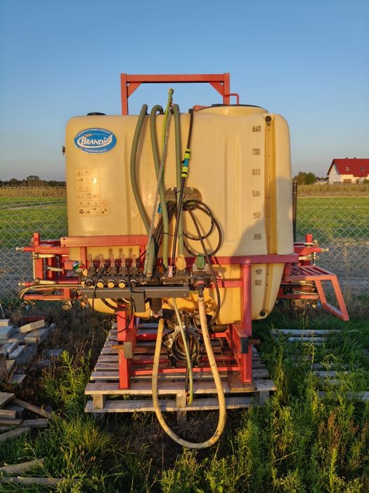 Sprzedam opryskiwacz Brandi 800L 15m