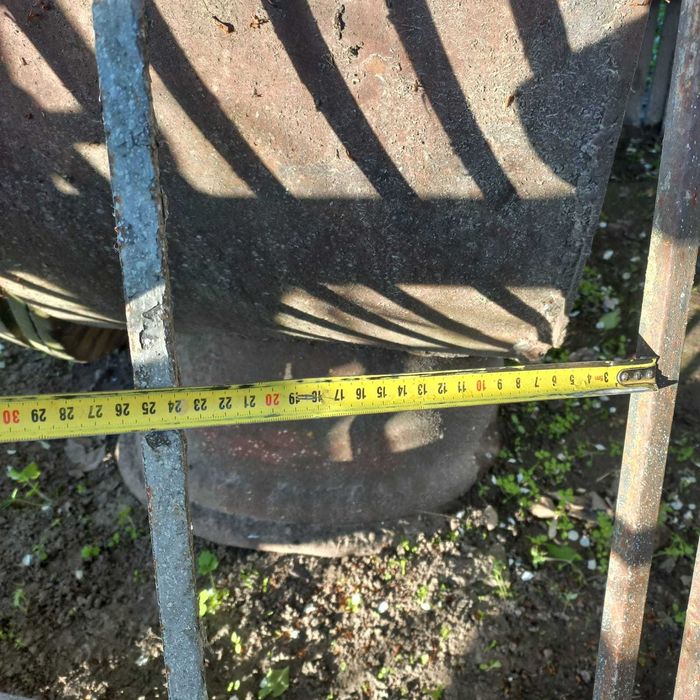 Драбина металева (сходи на другий поверх, горище, сходи до водойми)