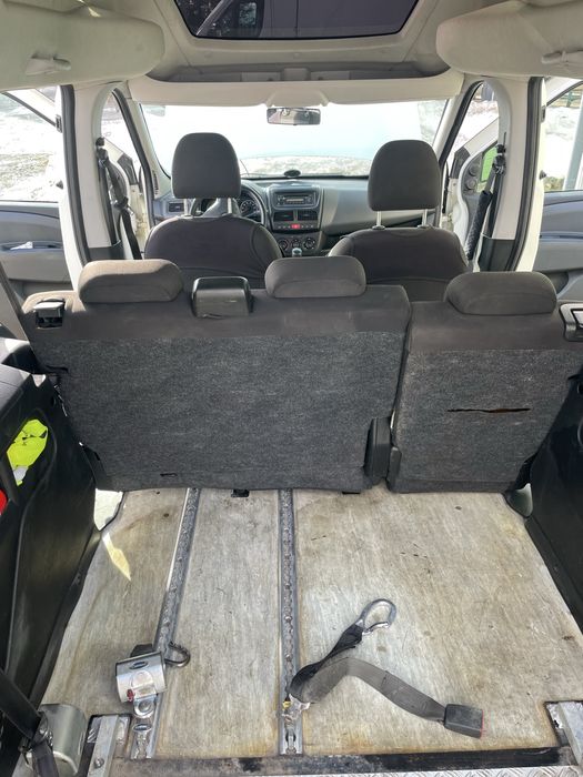 Fiat Doblo dla niepełnosprawnych z podjazdem  1.6 Diesel