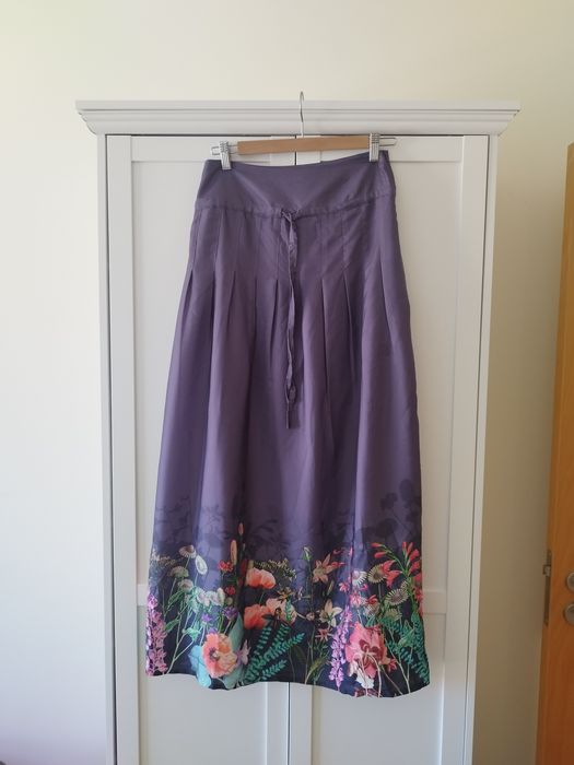 Linda saia Mexx totalmente forrada com algodão1