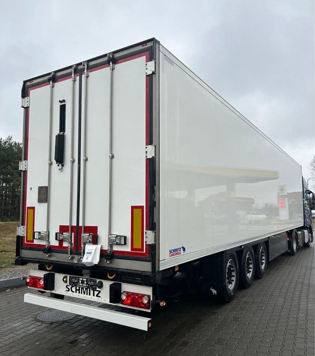 Wynajem naczep chłodni standard doppelstock Carrier Thermoking
