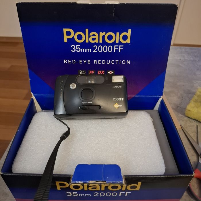 Polaroid 35mm 2000 FF