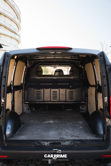 Mercedes Vito 111