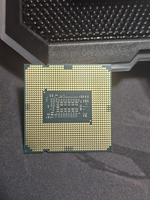 Процесор Intel Core i5 10400F