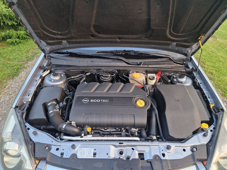 Opel Signum 1.9 CDTI 150KM CosmoPlus