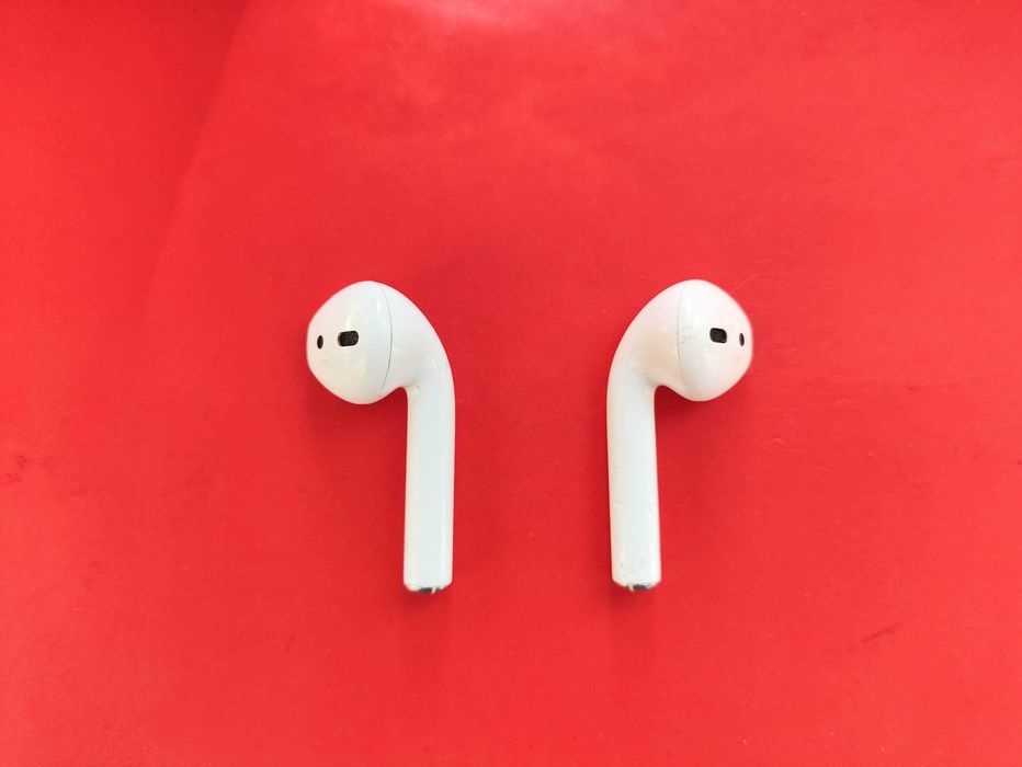 Оригинальные Apple AirPods 2 ( A1938)