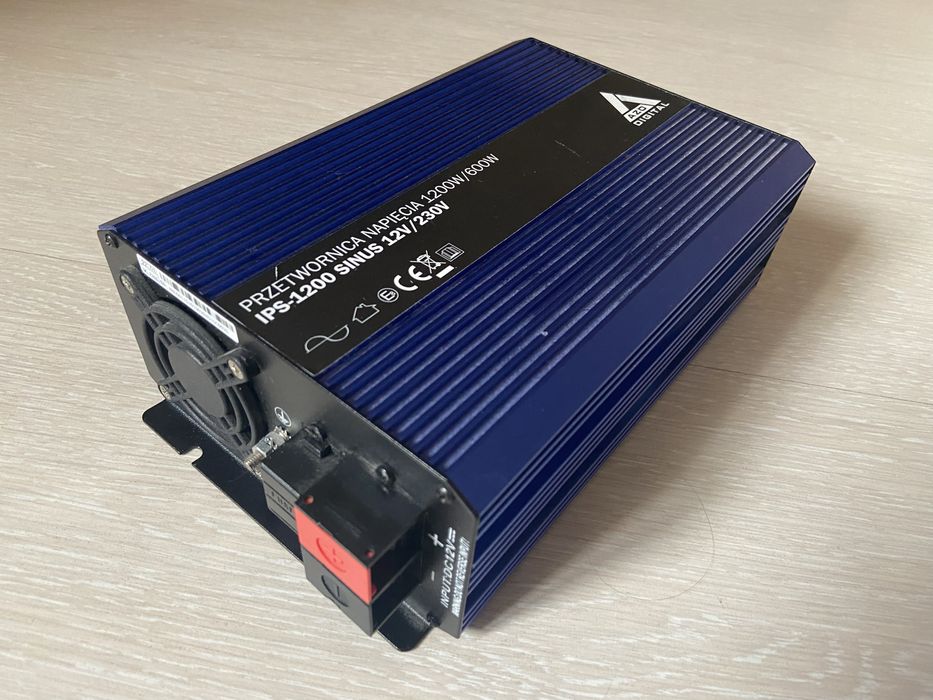 Інвертор AZO DIGITAL IPS-1200 SINUS 12V/230V