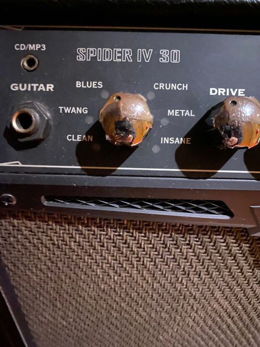 Amplificador guitarra line 6