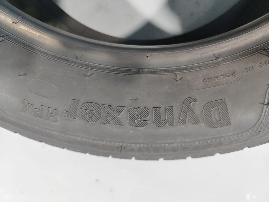 2 pneus semi novos 215-55R16 Kleber - Oferta dos portes