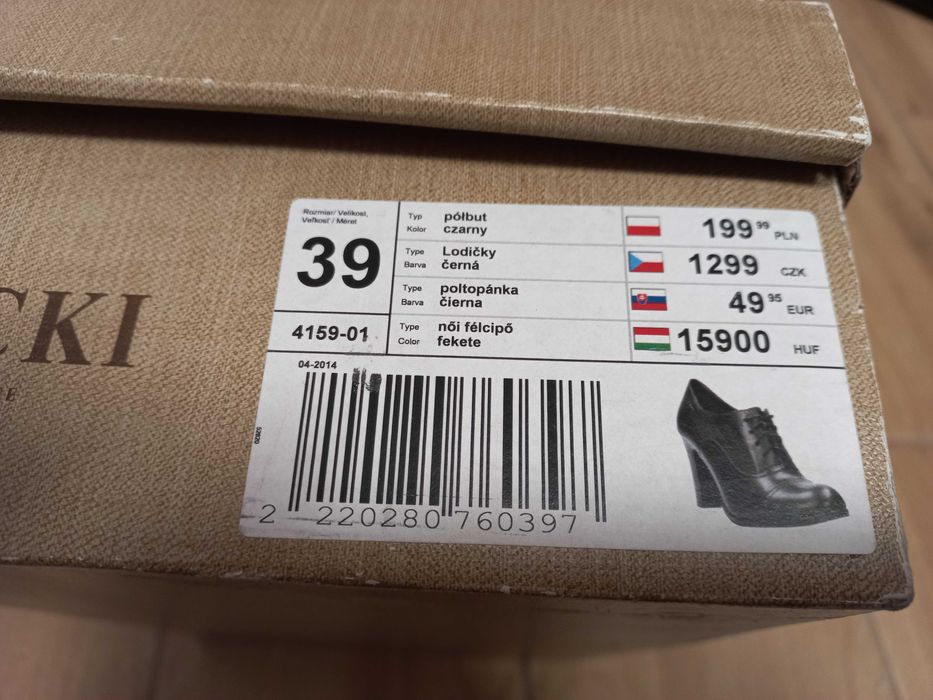 półbuty r. 39 lasocki