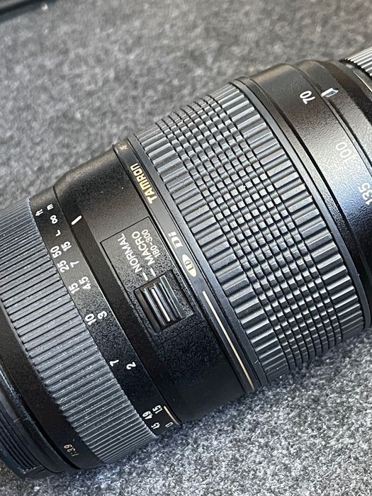 Objetiva Tamron 70-300 Nikon